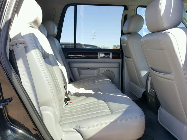 5LMFU28506LJ09911 - 2006 LINCOLN NAVIGATOR 黑色 照片 6