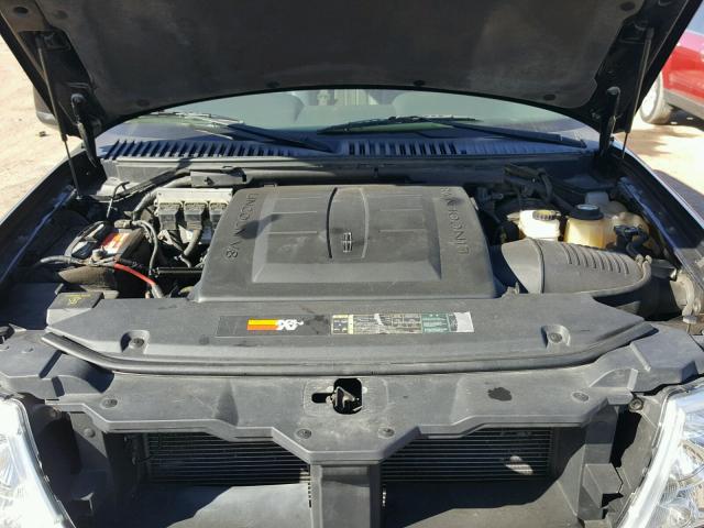 5LMFU28506LJ09911 - 2006 LINCOLN NAVIGATOR 黑色 照片 7