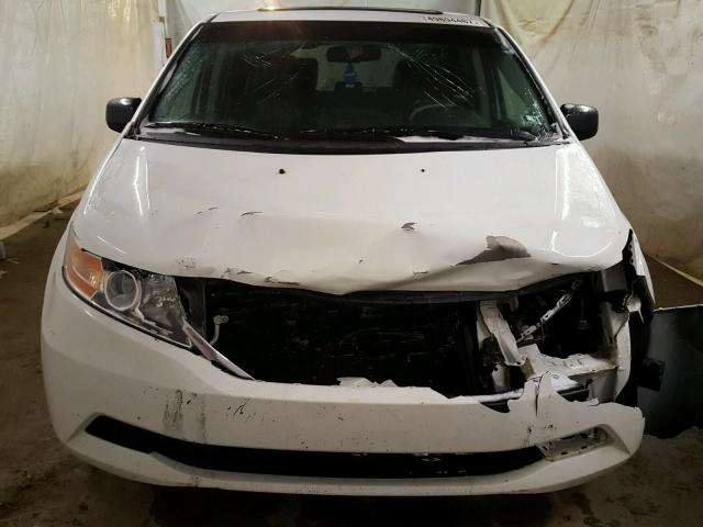 5FNRL5H64CB033772 - 2012 HONDA ODYSSEY EX WHITE photo 9