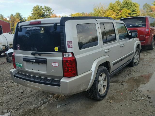 1J8HG48KX8C196754 - 2008 JEEP COMMANDER SILVER photo 4