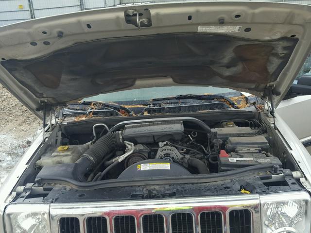 1J8HG48KX8C196754 - 2008 JEEP COMMANDER SILVER photo 7