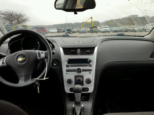 1G1ZC5E02CF351538 - 2012 CHEVROLET MALIBU 1LT WHITE photo 9