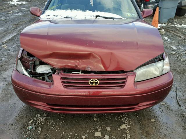 4T1BG22K8XU397213 - 1999 TOYOTA CAMRY CE RED photo 7