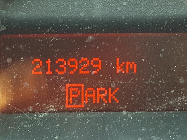 2G2WP522341134260 - 2004 PONTIAC GRAND PRIX SILVER photo 8