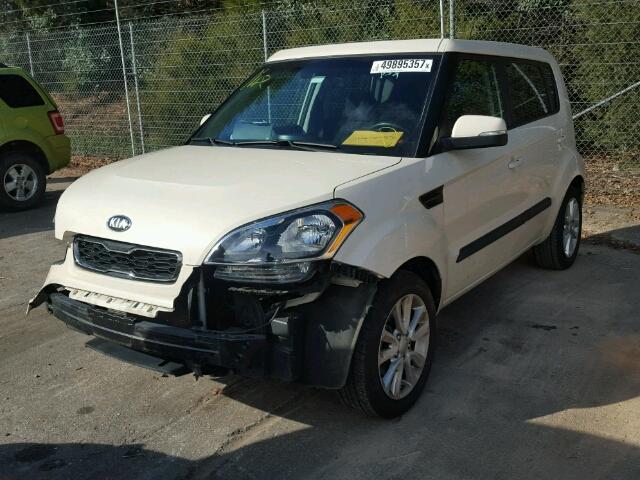 KNDJT2A68D7766632 - 2013 KIA SOUL + CREAM photo 2