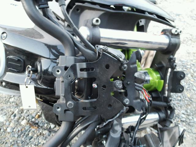 JKAEREH10HDA05688 - 2017 KAWASAKI ER650 H GREEN photo 8