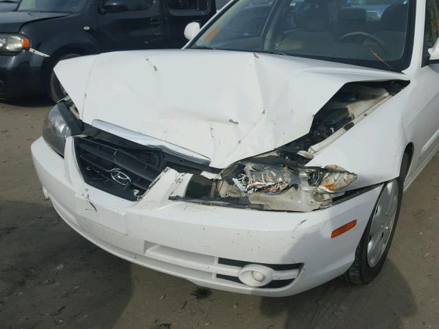 KMHDN46DX4U721487 - 2004 HYUNDAI ELANTRA GL WHITE photo 9