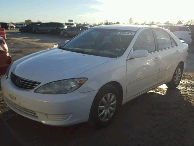 4T1BE32K86U696811 - 2006 TOYOTA CAMRY LE თეთრი ფოტო 2