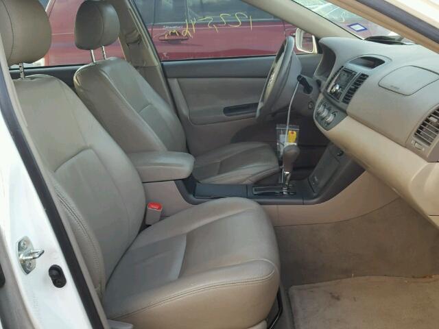 4T1BE32K86U696811 - 2006 TOYOTA CAMRY LE თეთრი ფოტო 5