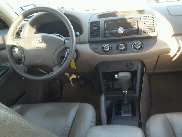 4T1BE32K86U696811 - 2006 TOYOTA CAMRY LE თეთრი ფოტო 9