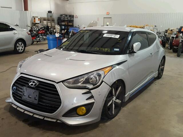 KMHTC6AE5DU169488 - 2013 HYUNDAI VELOSTER T SILVER photo 2