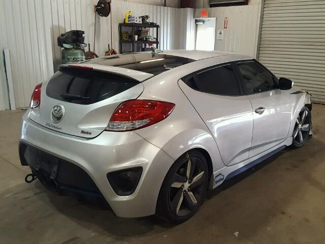 KMHTC6AE5DU169488 - 2013 HYUNDAI VELOSTER T SILVER photo 4