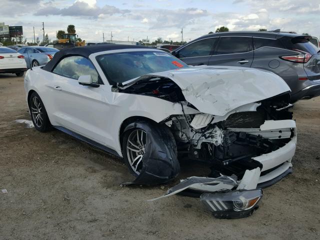 1FATP8UH2G5274665 - 2016 FORD MUSTANG WHITE photo 1