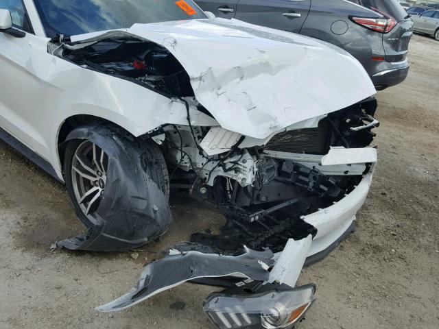 1FATP8UH2G5274665 - 2016 FORD MUSTANG WHITE photo 9