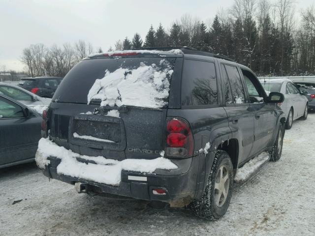 1GNDT13S842166831 - 2004 CHEVROLET TRAILBLAZE GRAY photo 4