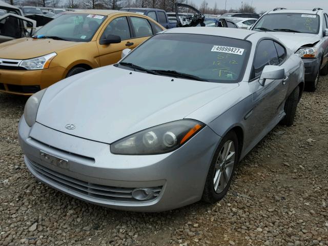 KMHHM66D98U276195 - 2008 HYUNDAI TIBURON GS SILVER photo 2