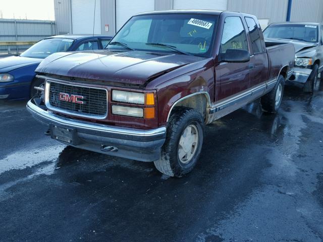 2GTEK19R0W1500146 - 1998 GMC SIERRA K15 MAROON photo 2