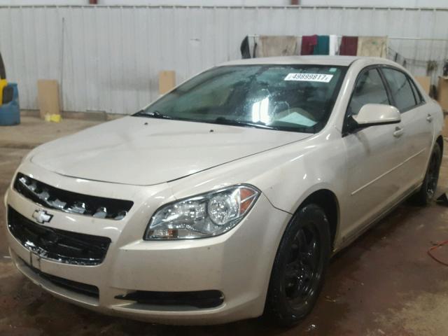 1G1ZH57B79F247653 - 2009 CHEVROLET MALIBU 1LT GOLD photo 2