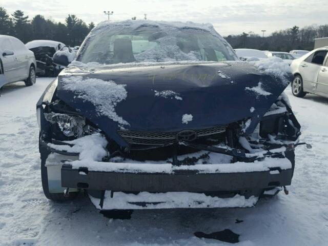 4T1BE32K23U250861 - 2003 TOYOTA CAMRY LE BLUE photo 9