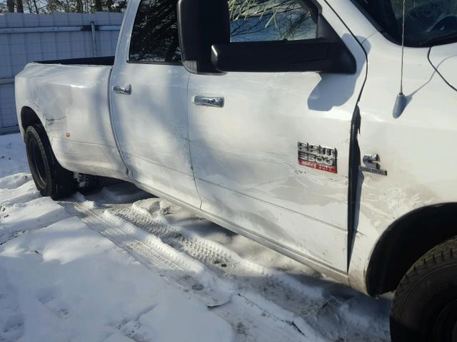 3D73M4CL7BG576221 - 2011 DODGE RAM 3500 WHITE photo 9