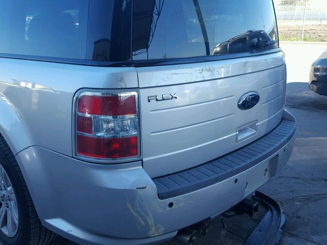 2FMGK5BC7BBD06509 - 2011 FORD FLEX SE SILVER photo 9