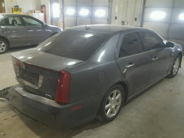 1G6DW67V180128671 - 2008 CADILLAC STS GRAY photo 4