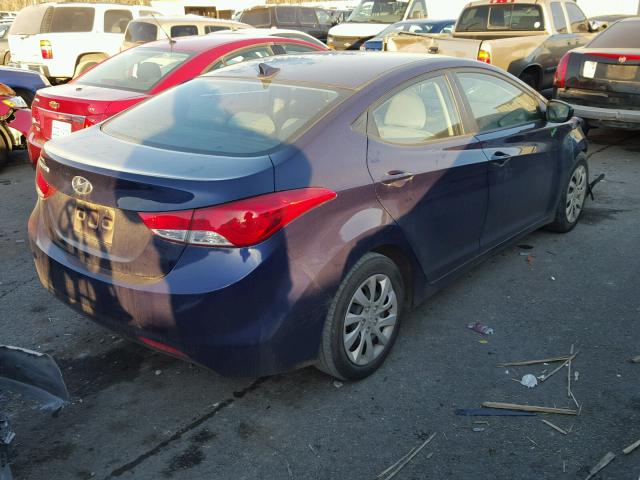 5NPDH4AE5DH203440 - 2013 HYUNDAI ELANTRA GL BLUE photo 4