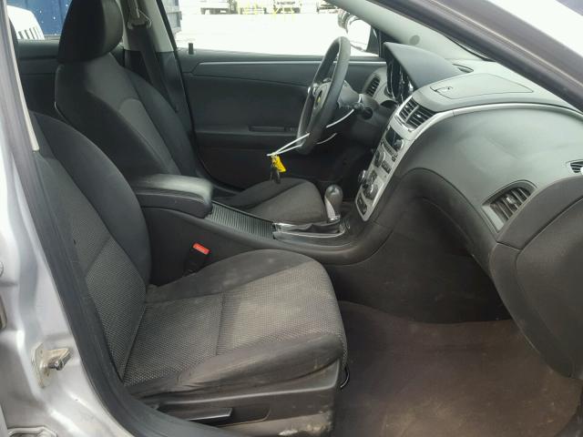 1G1ZC5EB1AF323549 - 2010 CHEVROLET MALIBU 1LT 银色 照片 5