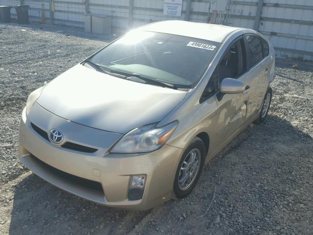 JTDKN3DU9A0121541 - 2010 TOYOTA PRIUS GOLD photo 2