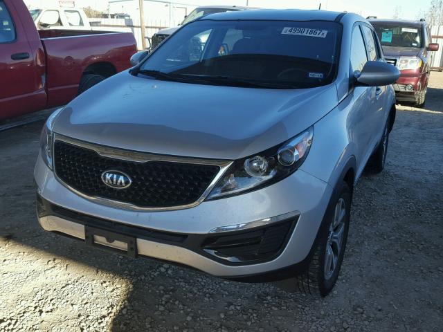 KNDPB3AC2F7721875 - 2015 KIA SPORTAGE L GRAY photo 2