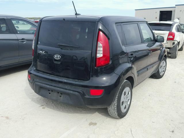 KNDJT2A52C7745717 - 2012 KIA SOUL BLACK photo 4