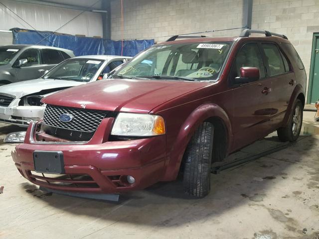 1FMDK06135GA29501 - 2005 FORD FREESTYLE RED photo 2