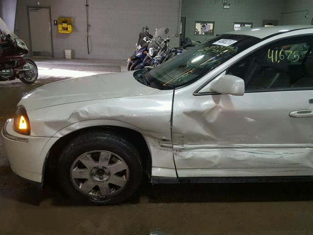 1LNHM86S65Y628048 - 2005 LINCOLN LS 奶油色 照片 10