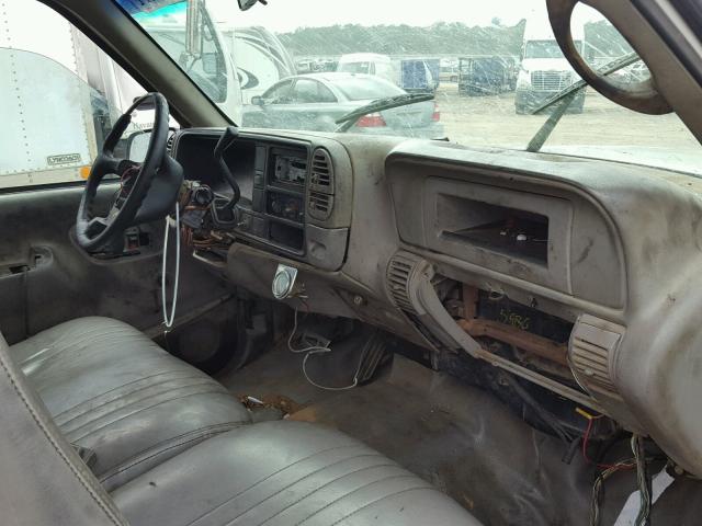 1GCGC29R5WE247691 - 1998 CHEVROLET GMT-400 C2 WHITE photo 9