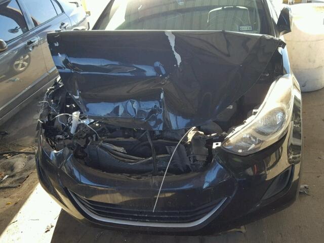 KMHDH4AE6BU082321 - 2011 HYUNDAI ELANTRA GL BLACK photo 7