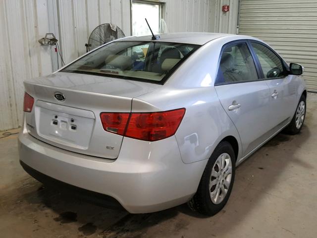 KNAFU4A26A5234828 - 2010 KIA FORTE EX SILVER photo 4