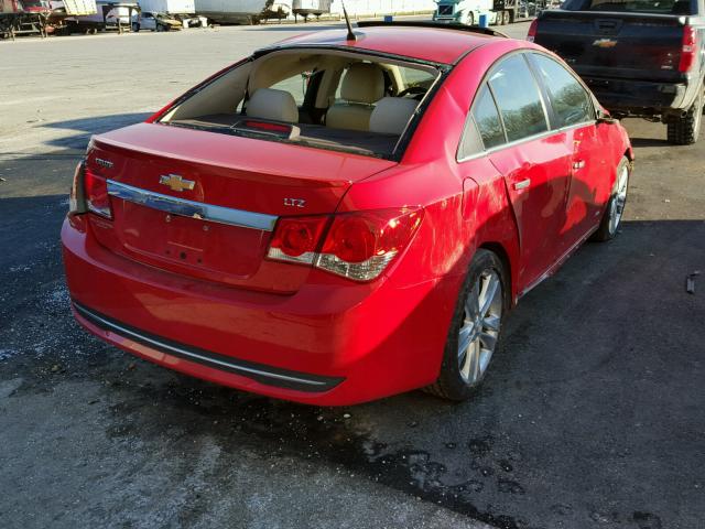 1G1PG5SB7D7252629 - 2013 CHEVROLET CRUZE LTZ RED photo 4