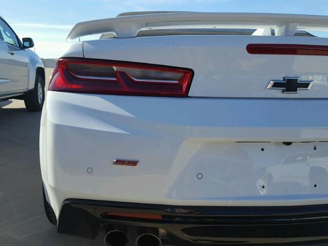 1G1FH3D74H0213663 - 2017 CHEVROLET CAMARO SS Blanco foto 9
