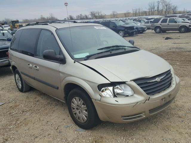 1C4GP45R65B132975 - 2005 CHRYSLER TOWN & COU GOLD photo 1