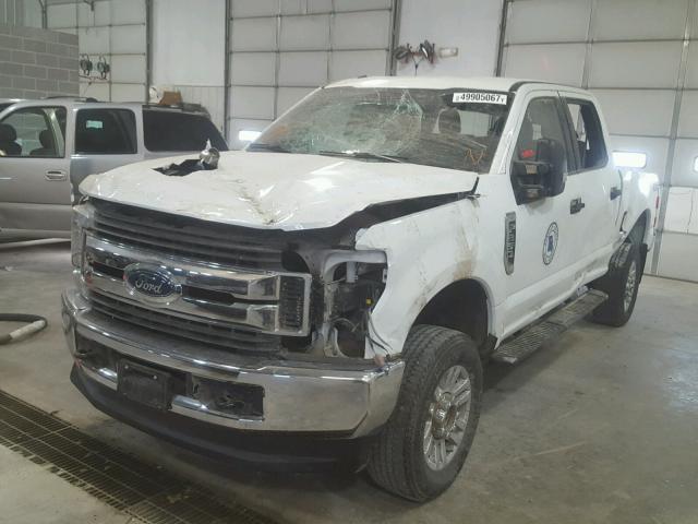 1FT7W2B63HED33186 - 2017 FORD F250 SUPER WHITE photo 2