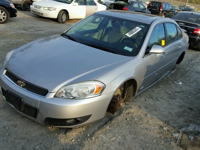 2G1WD58C589174036 - 2008 CHEVROLET IMPALA SUP SILVER photo 2