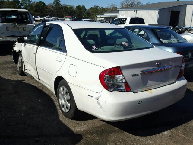 4T1BE32K62U038057 - 2002 TOYOTA CAMRY LE WHITE photo 3