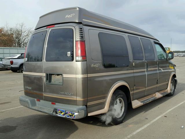 1GBFG15MXY1110250 - 2000 CHEVROLET EXPRESS G1 BROWN photo 4