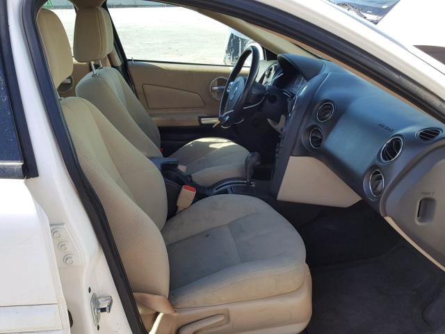 2G2WP552261160279 - 2006 PONTIAC GRAND PRIX თეთრი ფოტო 5