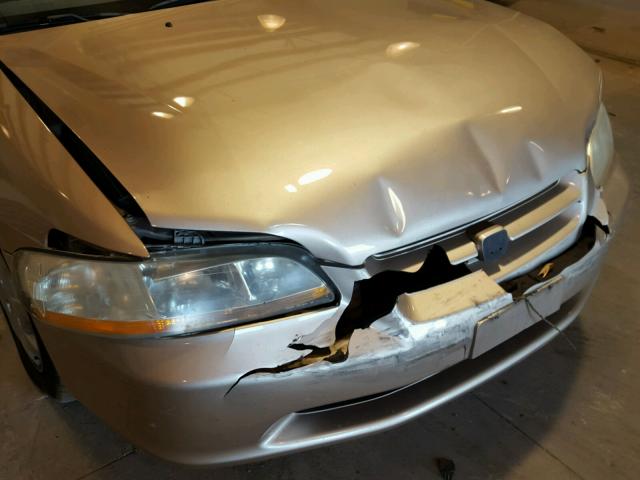 1HGCG6656YA066977 - 2000 HONDA ACCORD LX GOLD photo 9