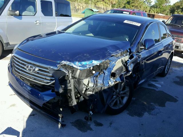 5NPE24AF6GH304747 - 2016 HYUNDAI SONATA SE BLUE photo 2