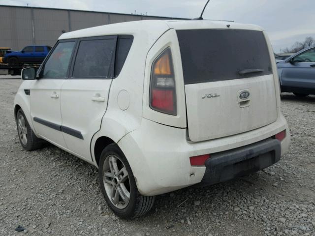 KNDJT2A22B7715699 - 2011 KIA SOUL + WHITE photo 3