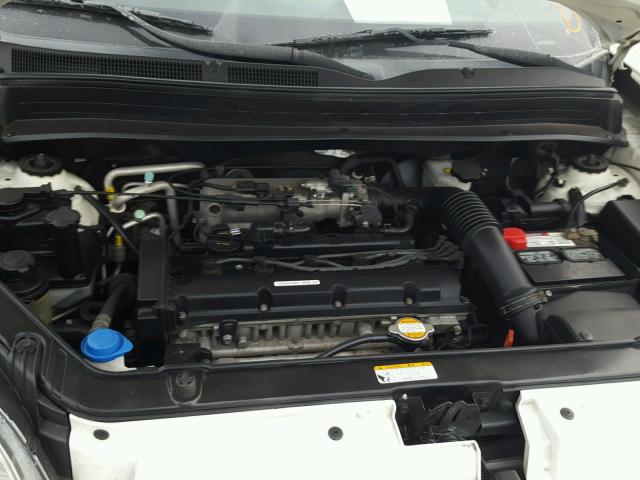 KNDJT2A22B7715699 - 2011 KIA SOUL + WHITE photo 7