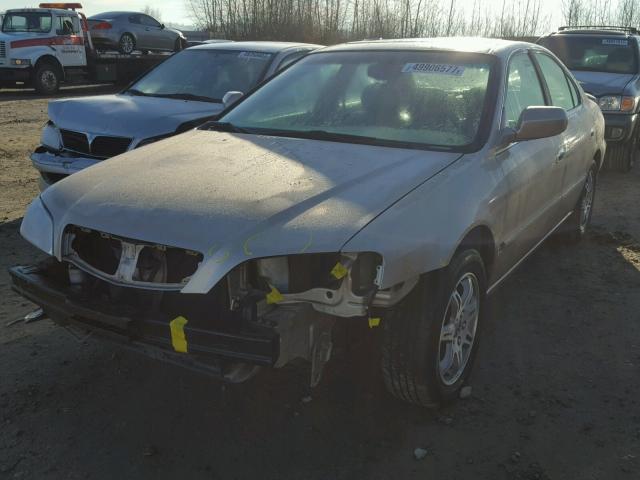 19UUA5661YA030266 - 2000 ACURA 3.2TL GOLD photo 2