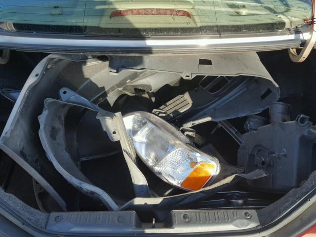 19UUA5661YA030266 - 2000 ACURA 3.2TL GOLD photo 9